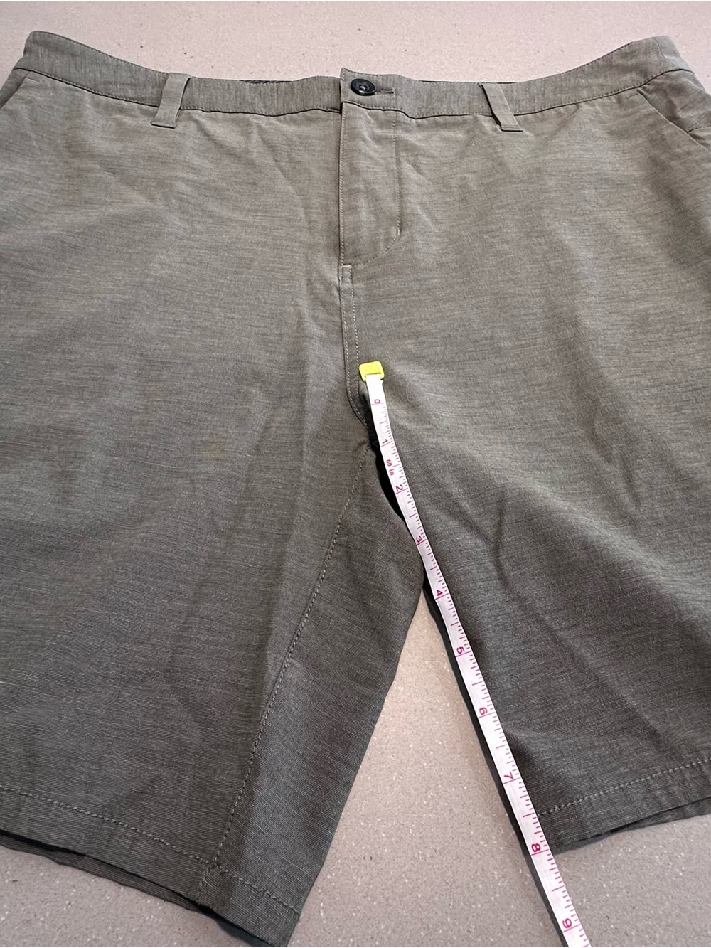 Vuori Aim Shorts, 36, Oregano - Picture 3 of 4